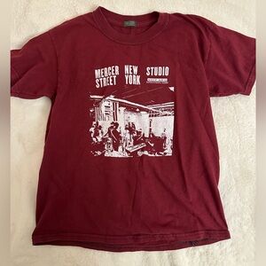 Brandy Melville graphic design baby-tee ❤️ worn only once!!